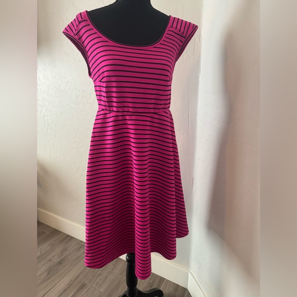 Torrid 00 hot pink horizontal stripe dress - Picture 1 of 5